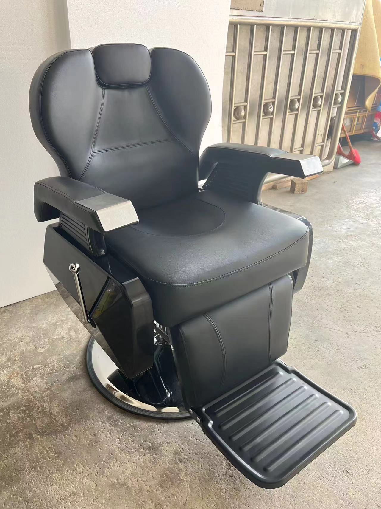 Barber Chair 22