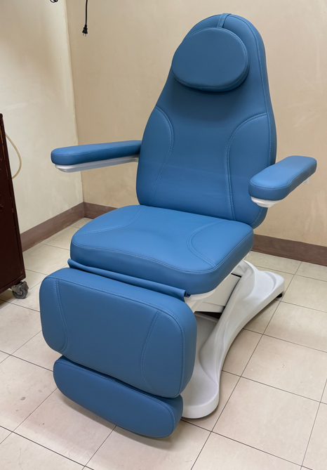 Which aspects should be paid attention to when choosing a beauty bed?