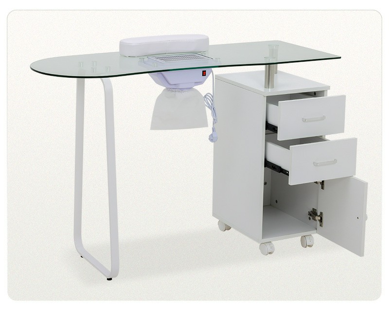 New Manicures Desk 4