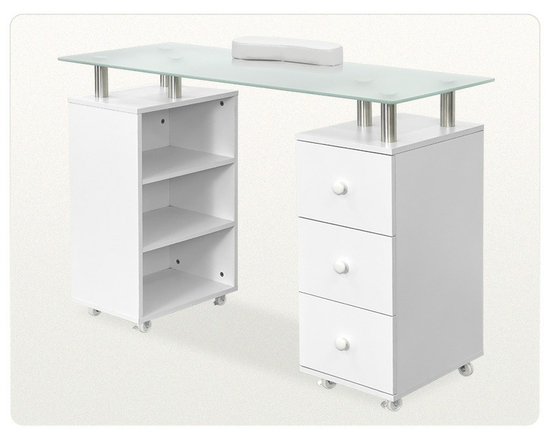 New Manicures Desk 3