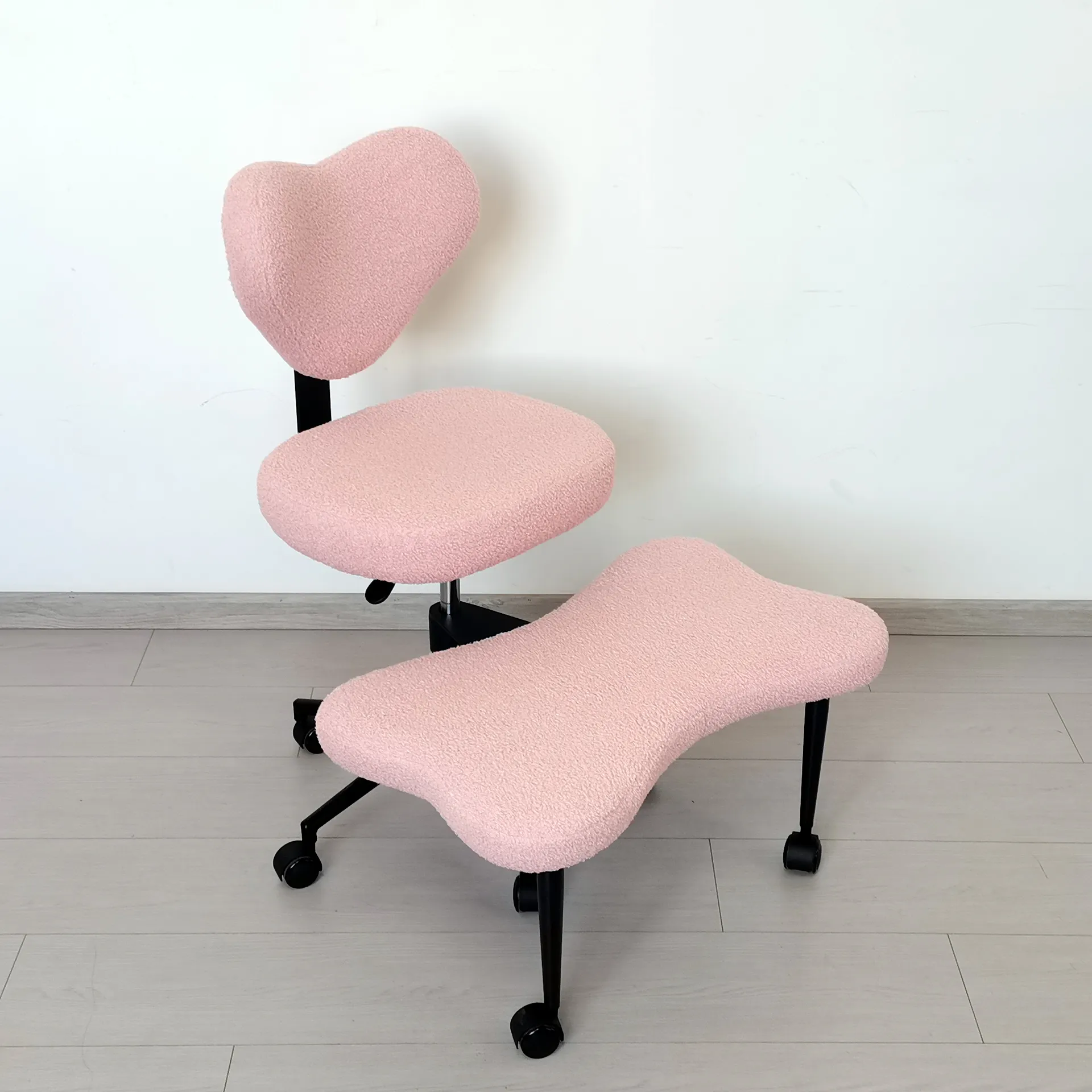 Salon Stool 35